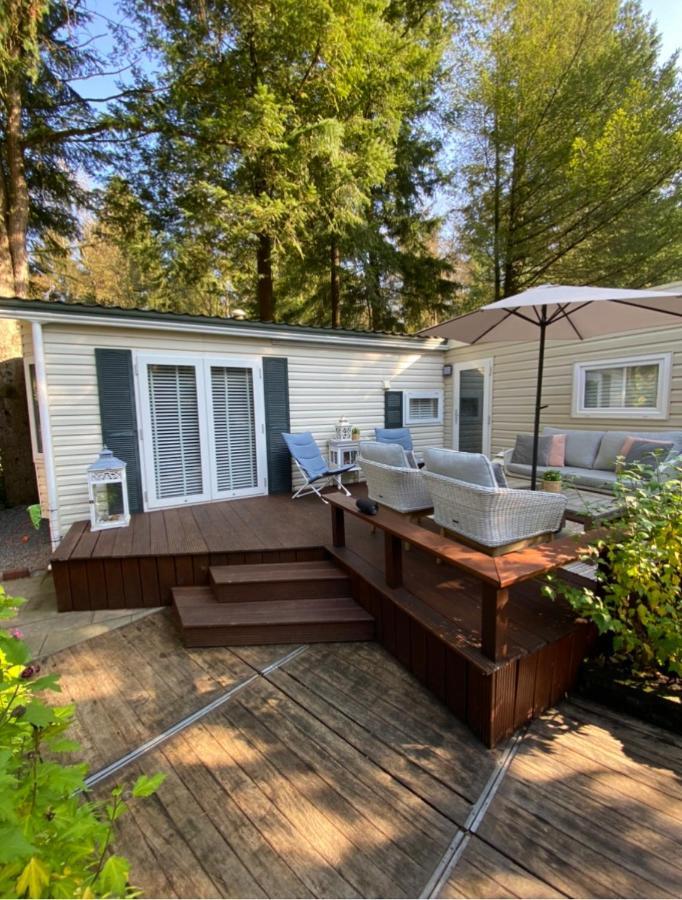 Luxe Chalet Met Prachtig Terras Op De Veluwe , Veel Privacy 헨덜루 외부 사진