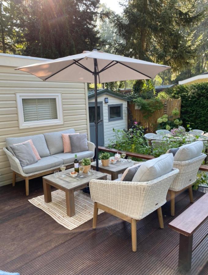 Luxe Chalet Met Prachtig Terras Op De Veluwe , Veel Privacy 헨덜루 외부 사진